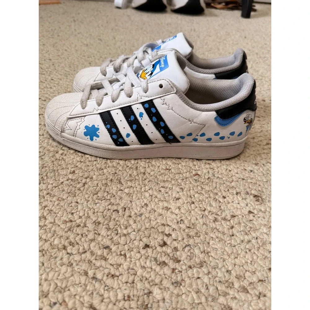 adidas Originals x Disney Superstar J Donald Duck Youth Size 5.5 (IG6263) No Box